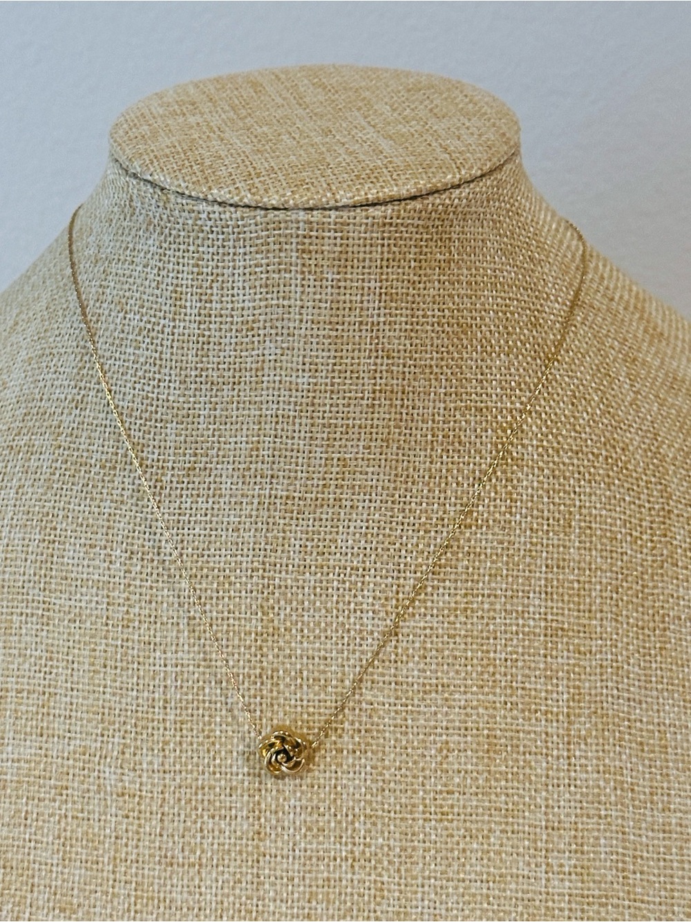 Fashion Jewelry Gold Rose Pendant Necklace